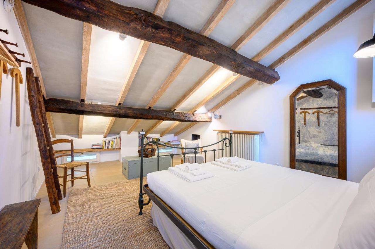Apartment Skylight Duplex In Historic Center Parma