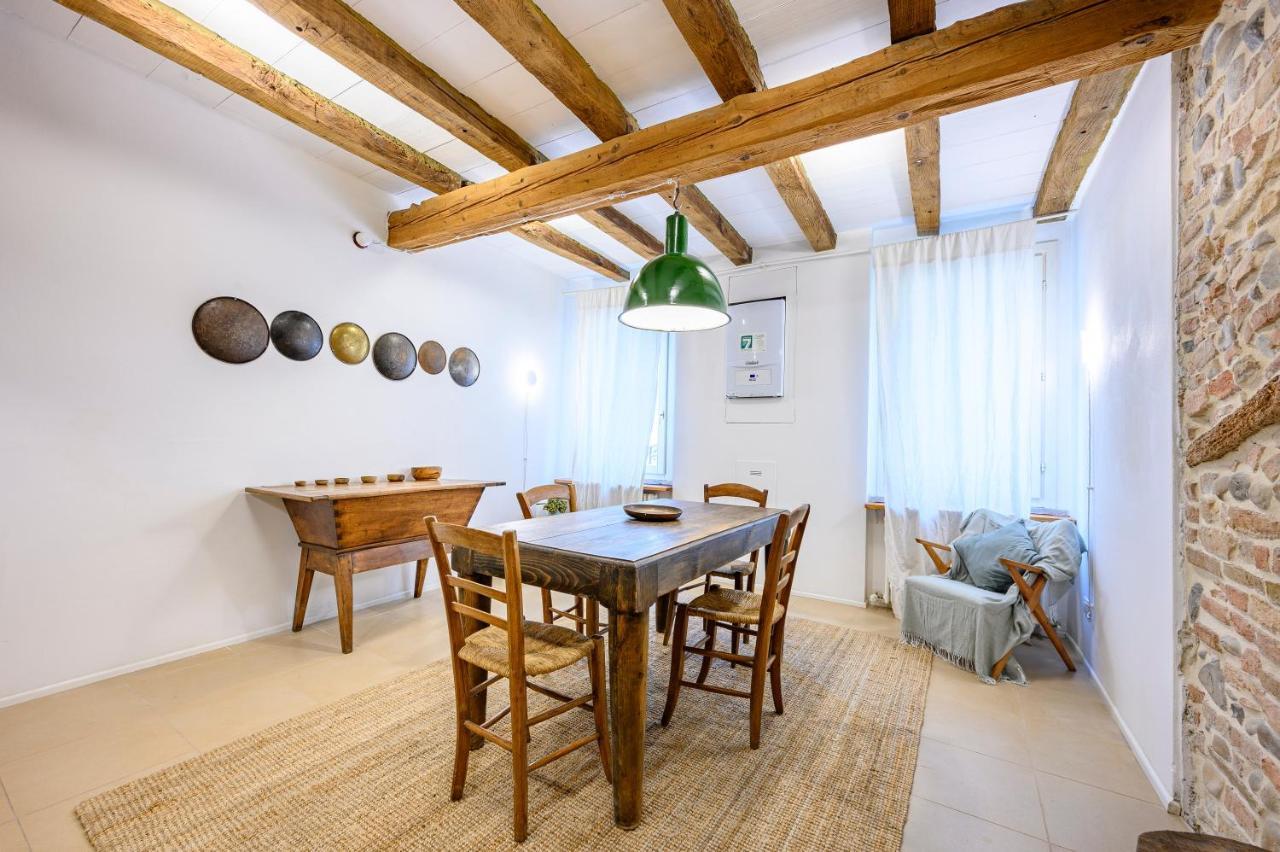 Apartment Skylight Duplex In Historic Center *